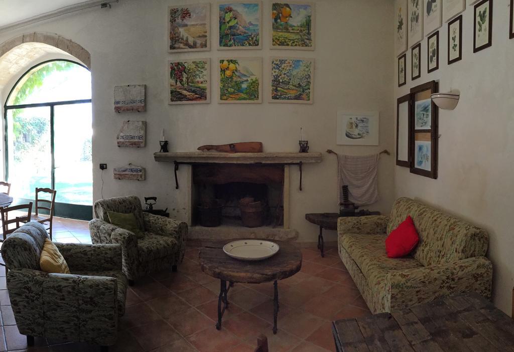 Tenuta Sant'Andrea Giuggianello 외부 사진