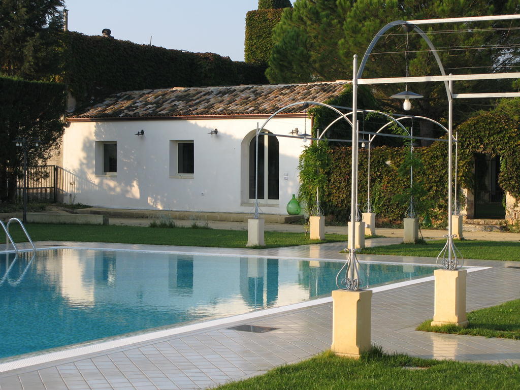 Tenuta Sant'Andrea Giuggianello 외부 사진